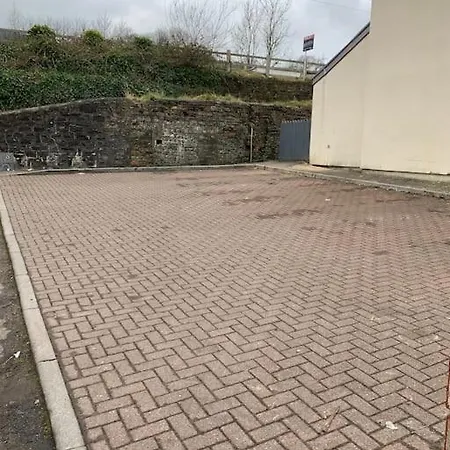 Old Canal-Side Cottage Taff Trail Merthyr Tydfil Abercanaid Exterior photo