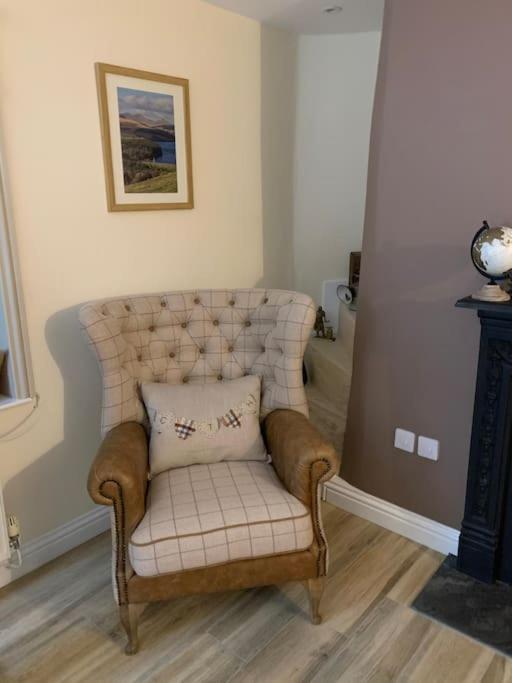 Old Canal-side Taff Trail Merthyr Tydfil Apartment Abercanaid