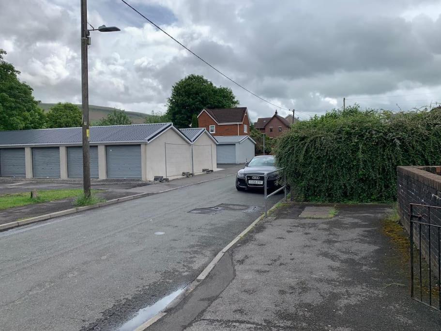 Apartment Old Canal-side Taff Trail Merthyr Tydfil *