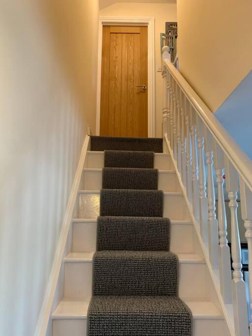 Old Canal-side Taff Trail Merthyr Tydfil Apartment