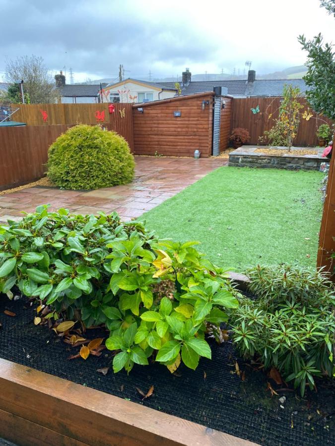 Old Canal-side Taff Trail Merthyr Tydfil Apartment